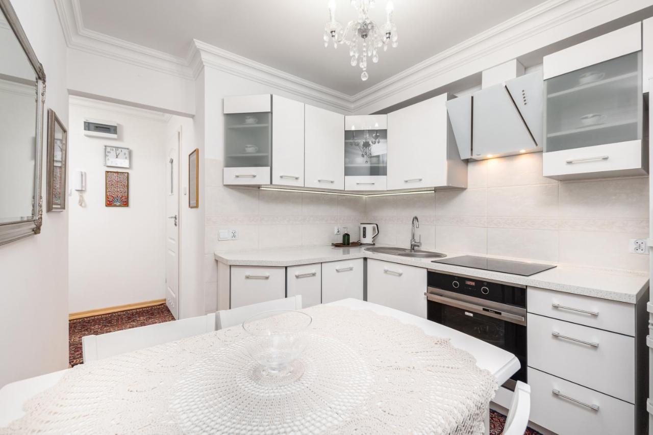 Chmielna 104 By Homeprime Varsovia Exterior foto